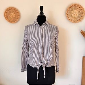 Ann Taylor Button Down Top Front Tie Striped Pattern Size SP